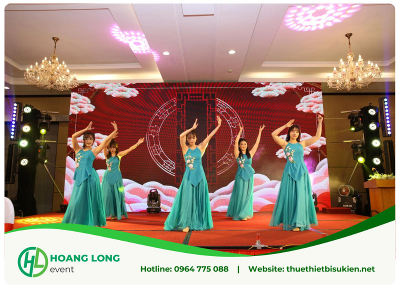 cách trang trí tiệc tât niên đẹp